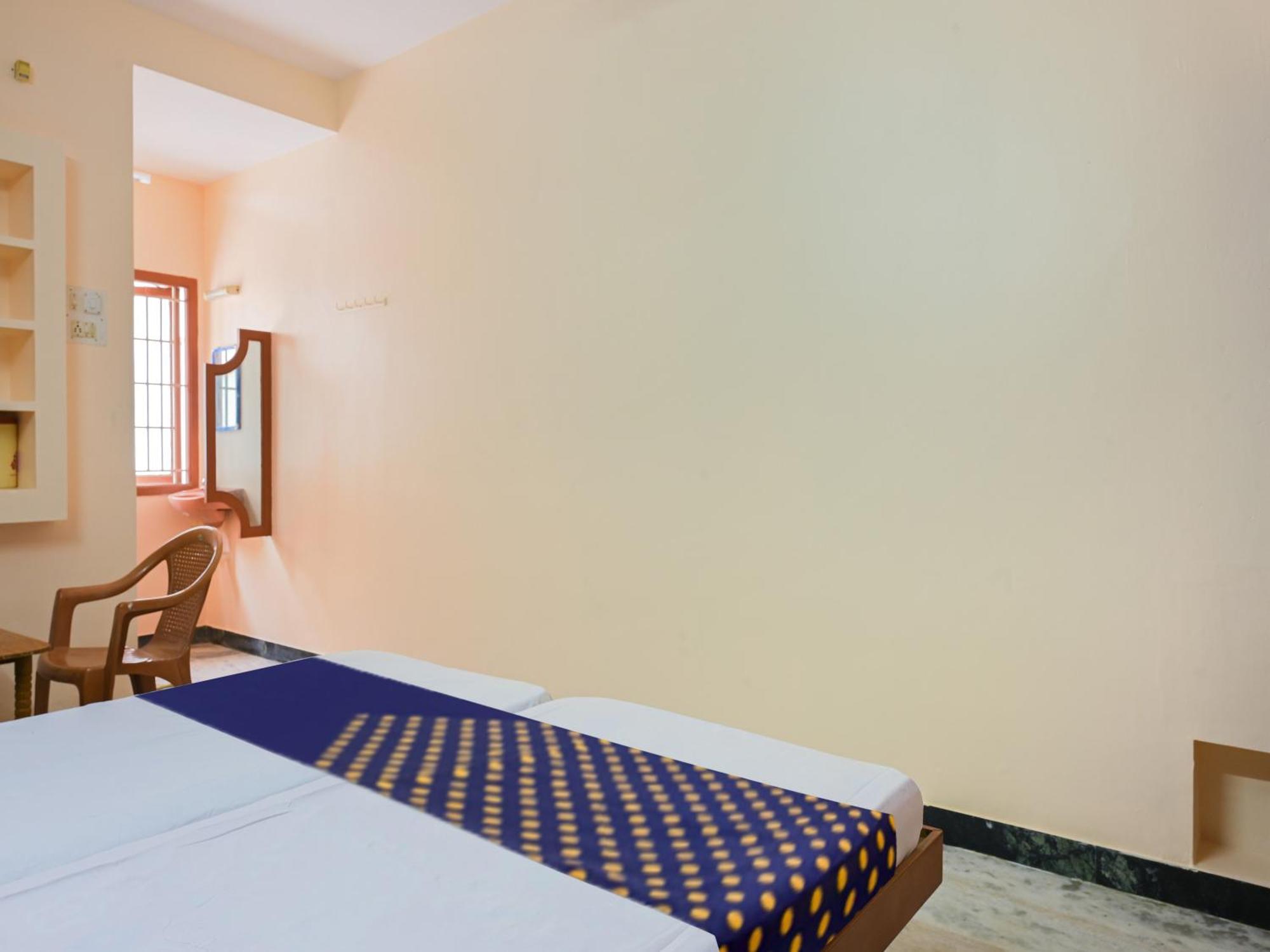 Hotel O Vel Vel Guest House Palani Exteriör bild
